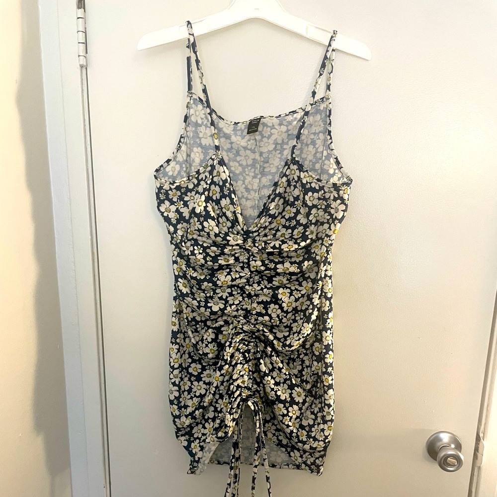SHEIN like new Floral body con dress XL